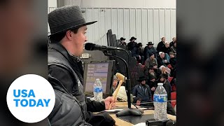 Fasttalking auctioneer speeds through bids during Ohio horse auction  USA TODAY [upl. by Auop]