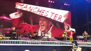 Santa claus is coming to town bruce springsteen etihad manchester 2016 live [upl. by Derwood]