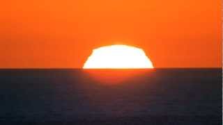 A perfect Green Flash Sunset [upl. by Eelrac]