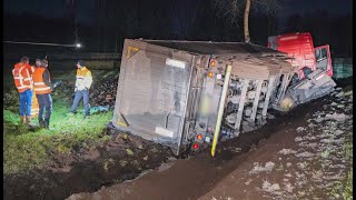 Vrachtwagen met bieten op de kant N34 Depunt [upl. by Hoisch]