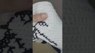 Cómo bordar a punto de cruz sobre un tejido a crochet  Paso a paso por unabuenapieza [upl. by Llemmart]