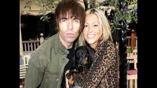 Beady Eye  Evil Eye Love Is All We Need  VIDEO LIAM GALLAGHER  NICOLE APPLETON [upl. by Riordan]