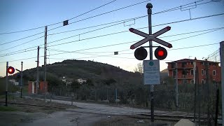 Spoorwegovergang San Felice a Cancello I  Railroad crossing  Passaggio a livello [upl. by Rednasela]