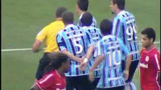 Grêmio 2 x 1 Internacional  Brasileirão 2011 [upl. by Yleak746]