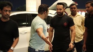 Salman Khan play Prank on Bodyguard Shera at Airport  All burst into laughter [upl. by Wilkie]