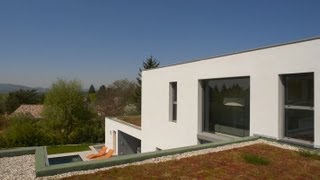 La maison moderne par Atelier MCA constructeur de maisons à Lyon [upl. by Josefina]