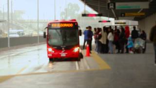 TRANSMILENIO ¡Sistema ambientalmente sostenible [upl. by Adnarym]