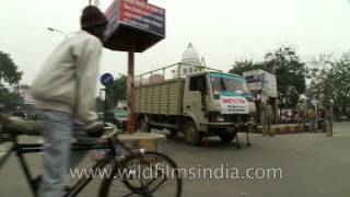 Drive through Lucknow  Fast growing metro city of India [upl. by Yesak]