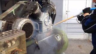 Cleaning the air compressor  IS 77S amp MIGHTY E  Dry Ice Blasting [upl. by Thia]