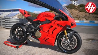 2022 Ducati Panigale V4S Walkaround [upl. by Aker13]