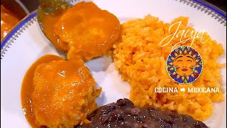 Las Originales Tortitas de Pollo en Salsa Roja [upl. by Ynnod]