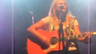 Miranda Lambert Two More Bottles Of Wine Emmylou Harris cover [upl. by Trust]