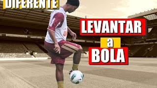 Como levantar a bola igual o Ronaldinho Gaúcho  TUTORIAL FLICK UP R10 [upl. by Marasco]