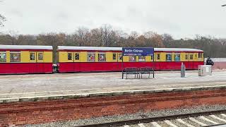 Weihnachtszug der Berliner SBahn in Grünau [upl. by Marvella]