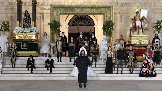 Siracusa 2022 DolceampGabbana Alta Moda Fashion Show in Piazza del Duomo [upl. by Assiran]