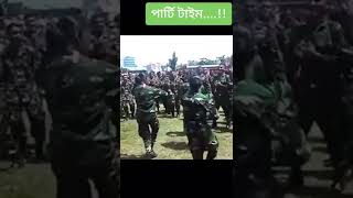 বাংলাদেশ সেনাবাহিনীর অসাধারণ একটি নাচ।🥰🥰🥰 [upl. by Bunow]