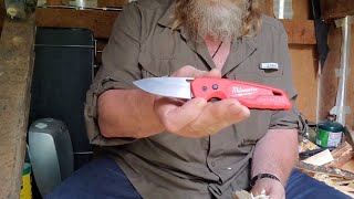 Milwaukee Feastback folding pocket knife An Outhouse Review [upl. by Song]