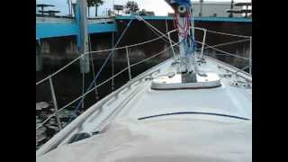 Contessa 26 Cavendysh surging in a slip in Frankfort MI [upl. by Culbertson]