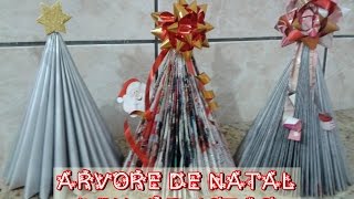 Árvore de natal com revista [upl. by Eiuol]