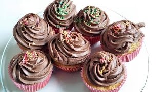 Recette de cupcakes avec glaçage au chocolat au thermomix [upl. by Eltsyrk]