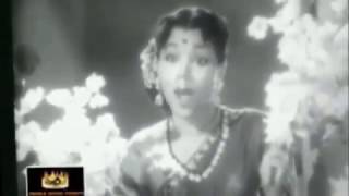 Ethaiyum Thangum Idhayam 1962  Kannum Kannum Kalanthathu Thaan [upl. by Bina]