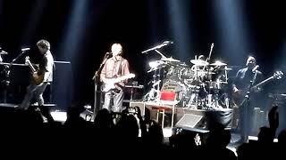 Cocaïne  Eric CLAPTON au Théâtre Mogador  23012018 [upl. by Ioab]