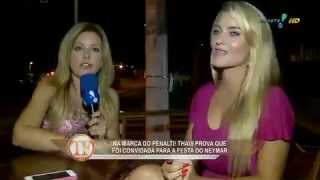 TV Fama Gata barrada em festa prova que foi convidada por Neymar [upl. by Nohtanoj]