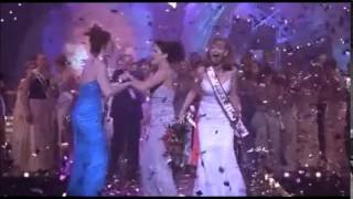 Miss Congeniality 2000 The Crowning Moment Scene quotWilliam Shatner  Miss United Statesquot [upl. by Wolfie]