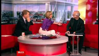 Ludovico Einaudi  I Giorni Ipad Performance BBC Breakfast June 2011 [upl. by Tailor634]