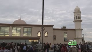 Leader Of Ahmadiyya Muslim Community Dedicates New Mosque In Philadelphia [upl. by Perdita]