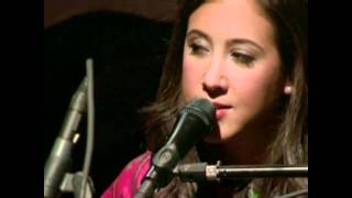 Vanessa Carlton A Thousand Miles Acoustic  White Houses   VH1  YouTube [upl. by Hcirdla80]