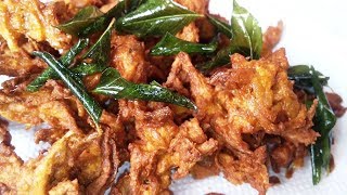 Crispy Onion Pakoda  Rainy Season Recipes  Indian Vegetarian Snack  Telugu Vantalu [upl. by Jeni]