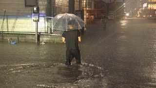 「水がおへそくらいまで来て」台風10号接近の影響で大雨…住宅や車など冠水被害が相次ぐ 静岡県内では今後も線状降水帯の恐れ [upl. by Stallworth]