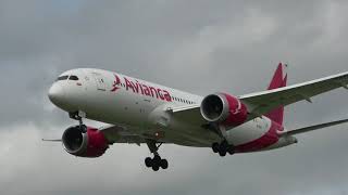 Avianca Boeing 787 8 Landing at London  Heathrow May 26th 2022 [upl. by Kuehnel]