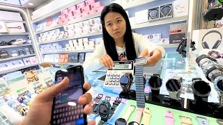 INSANE WORLDS BIGGEST ELECTRONIC MARKET 🇨🇳 Business in China [upl. by Lezti]