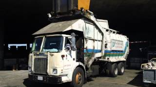 Torres Disposal 1992 WhiteGMC Maxon Legal One Front Loader [upl. by Akcire]