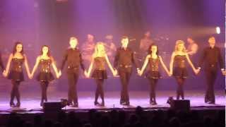 quotIRISH CELTICquot claquettes Irish step dancing danseuses au Nautile de La Forêt Fouesnant [upl. by Arayc]