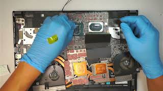 MSI GS66 Overheating Apply New Thermal Paste [upl. by Azarria]