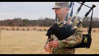 quotGary Owenquot and quotThe Blarney Pilgrimquot performed by US Army Soldiers [upl. by Velick851]