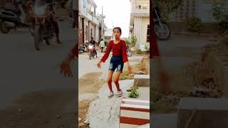 Hari Hari odhanidanceperformance dancedivyanshi trendingshorts  bhojpuri 🧖 [upl. by Dyna]