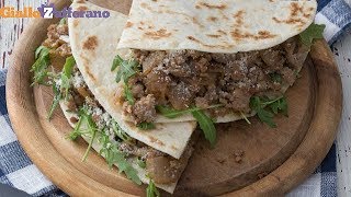 Piadina salsiccia e cipolle [upl. by Assirim]