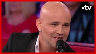 Hommage à JP Belmondo  Rachid Ferrache lui chante une chanson  Vivement Dimanche 12 septembre 2021 [upl. by Adlez]