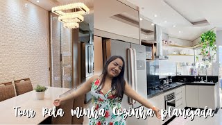 TOUR COMPLETO PELA MINHA COZINHA DE 4 x 280 metros  10 mil reais DE PLANEJADOS e CRISTALEIRA 🥰 [upl. by Seligmann]