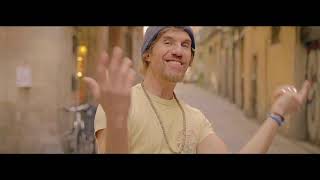 KOERS  Vuela ft Macaco Videoclip Oficial [upl. by Wye981]