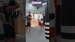 STRETCHING WARM UP EXERCISES MUAY THAI TRAINING andrea muaythai combatsporttraining [upl. by Ofilia]