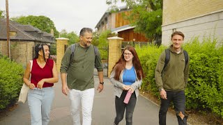 Why live on campus at Roehampton [upl. by Addiel]