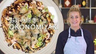 Okonomiyaki med räkor  Japansk kålpannkaka [upl. by Minette]