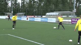 DRIEHOEK MET KAATS  AZ Online Voetbalschool [upl. by Airak335]