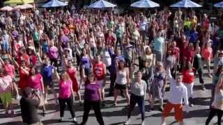 The Last Glee Flash Mob [upl. by Lletnohs]