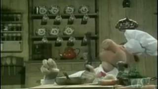 Muppet Show Swedish Chef Pig Making Popcorns [upl. by Reivazx]